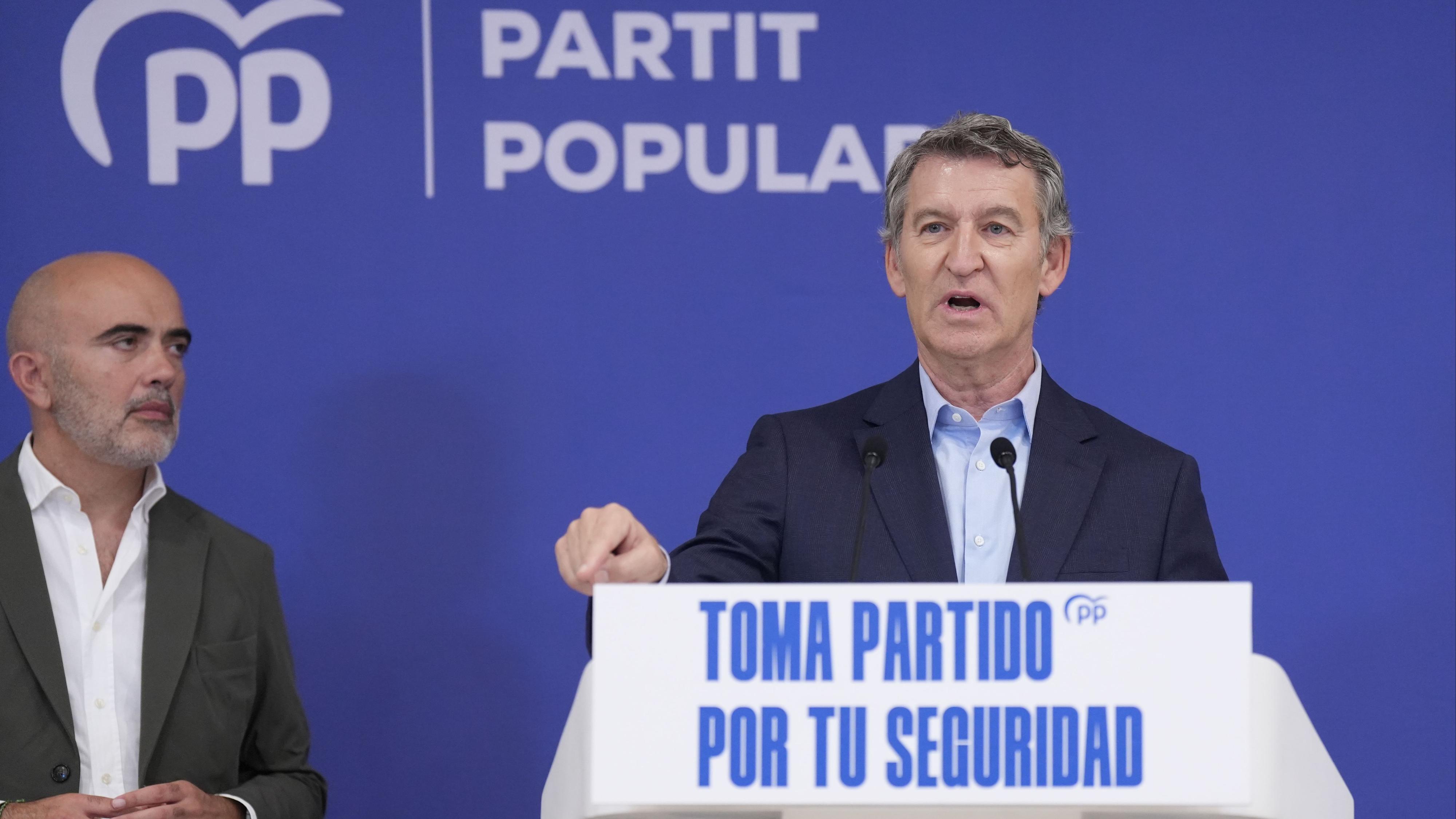 Feij�o pide a S�nchez "humildad" y "reconocer" que la prostituci�n "le vino bien durante una �poca de su vida"
