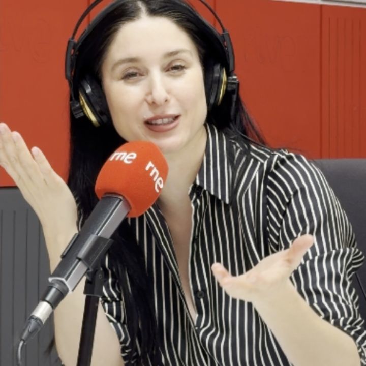 El Ojo Crítico - Francisca Valenzuela explora la maternidad en “Maldita” Episode cover