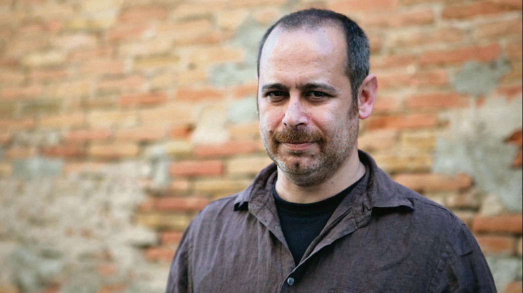 "El gat i les estrelles": una faula visionària sobre l’art i el futur