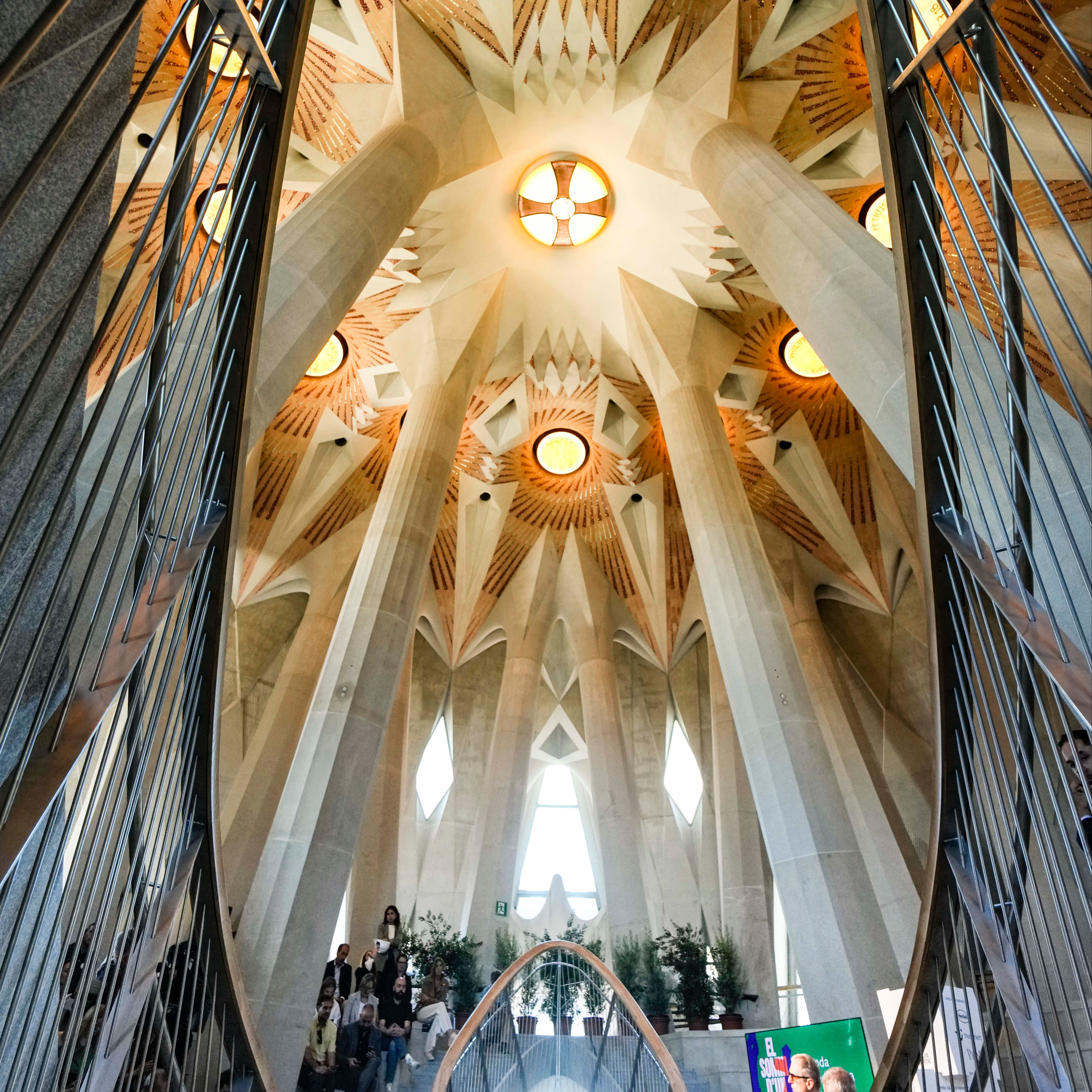 En clave Turismo - Gaudí y la Sagrada Familia: todas las artes en una - 29/05/26 episode artwork
