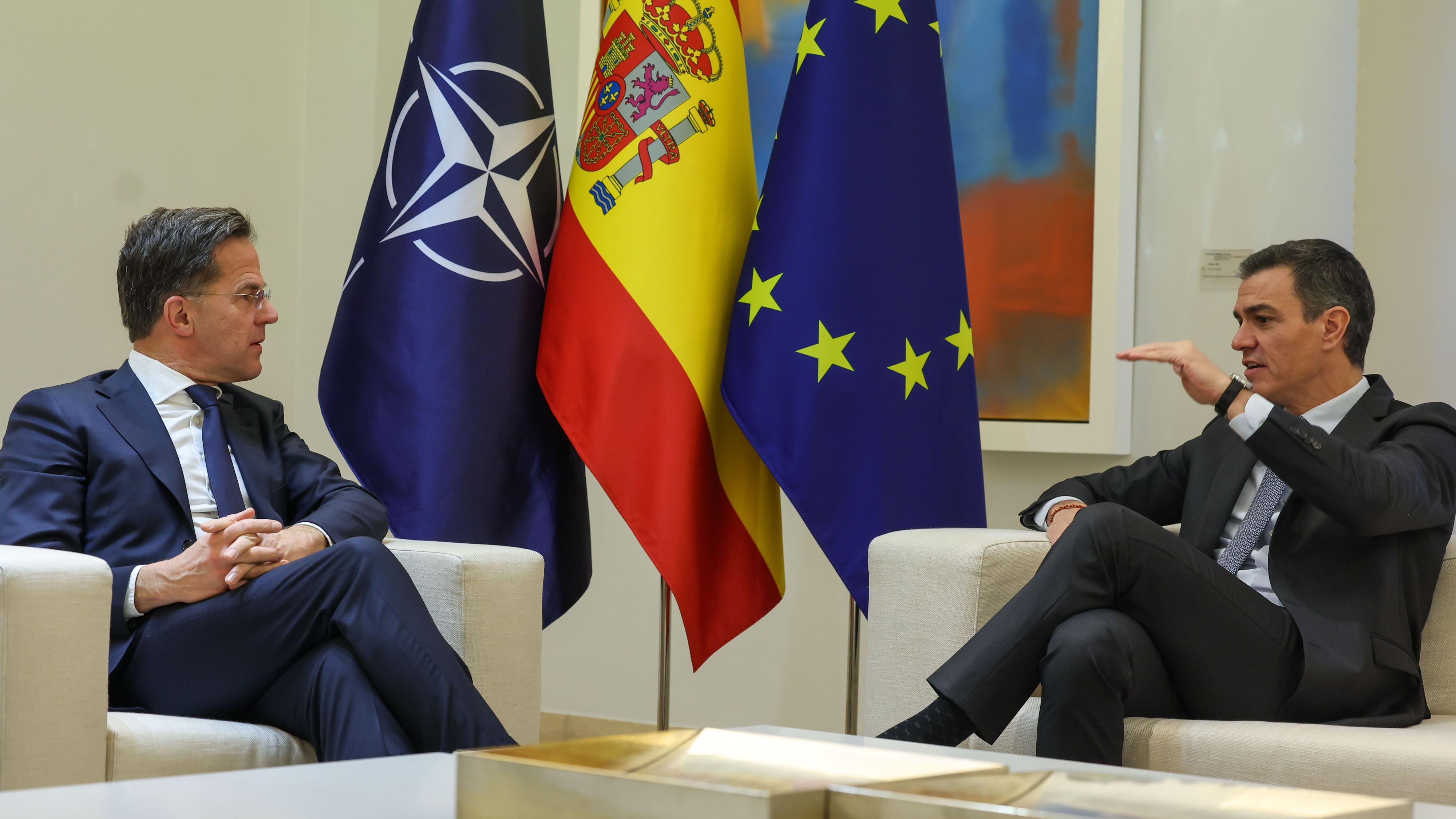 El giro de Sánchez sobre el gasto en defensa para contentar a sus ...