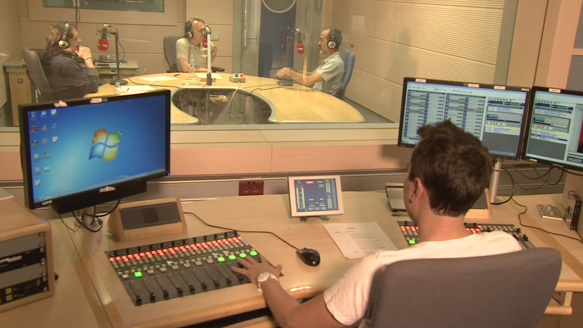 'Gitanos' un programa sobre cultura romaní en RNE 'Gitanos' un programa sobre cultura romaní en RNE
