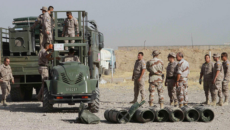 El gobierno acuerda mantener una misión en afganistán de 485 militares españoles en 2015