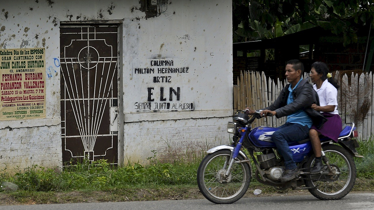 El Colombia y la guerrilla del ELN iniciarán negociaciones de paz