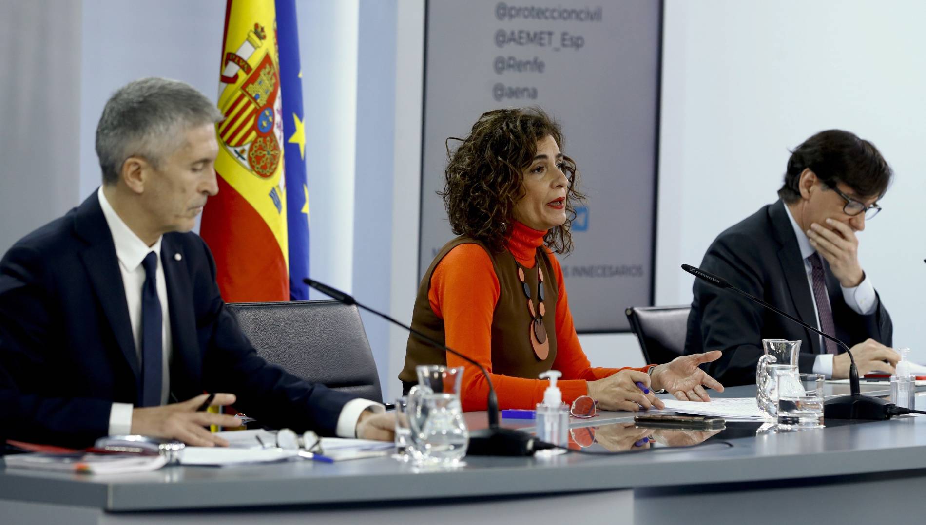 El Gobierno insiste en que la actual subida de la luz es "puntual" y ...