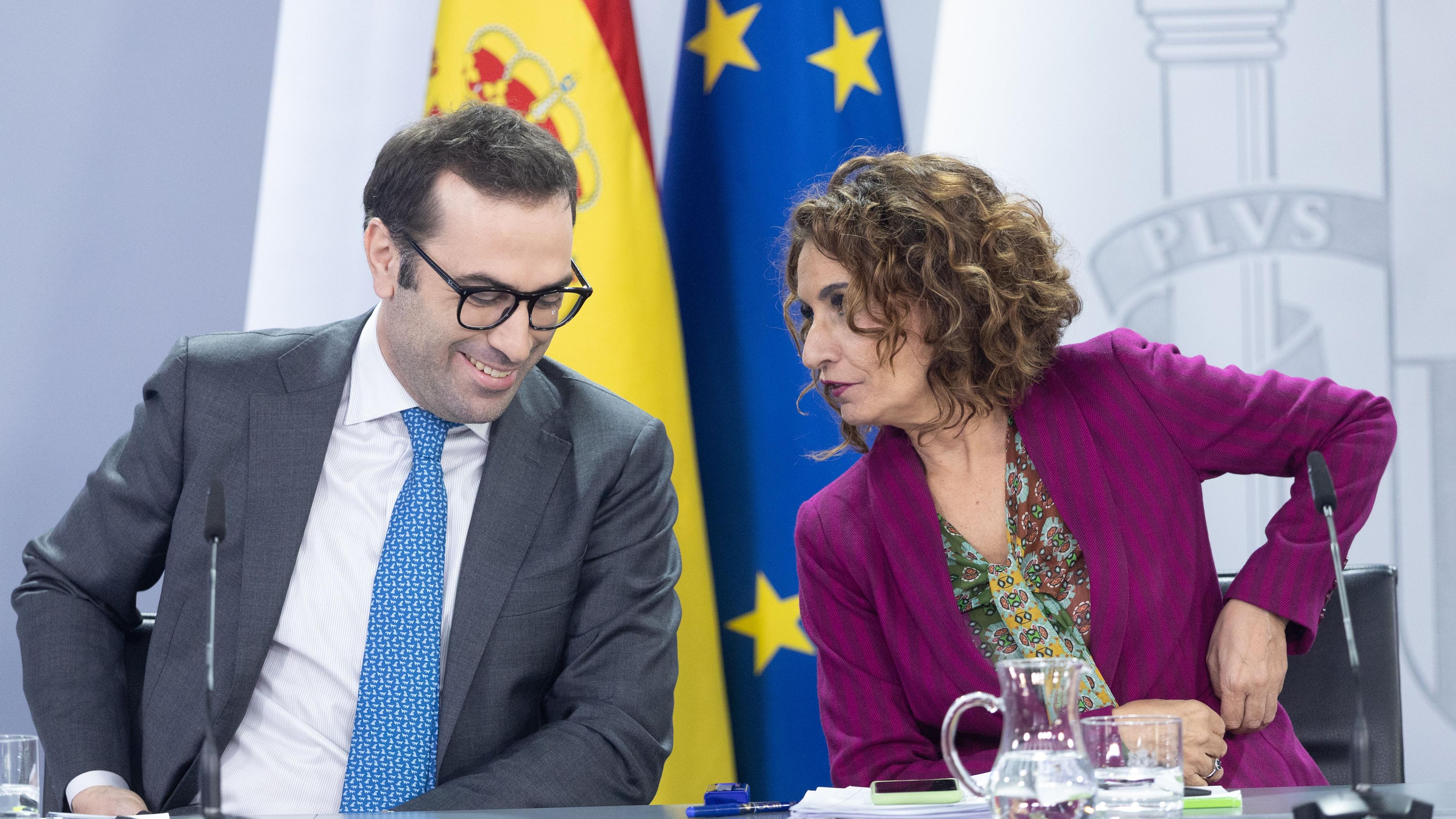 El Gobierno eleva el techo de gasto y aprueba la senda de estabilidad