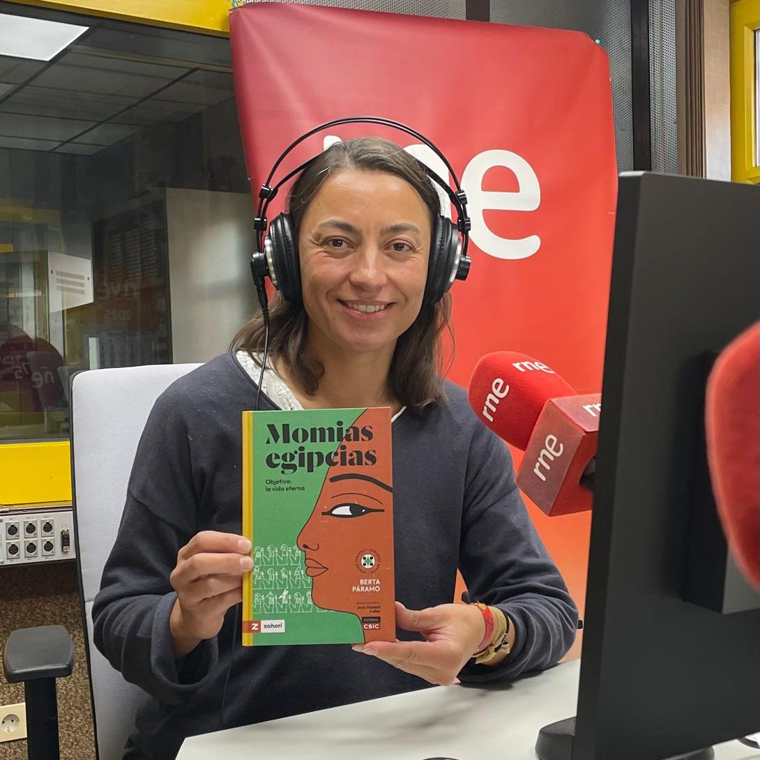 A golpe de bit - 'Momias egipcias. Objetivo: la vida eterna', Berta Páramo - 28/10/25