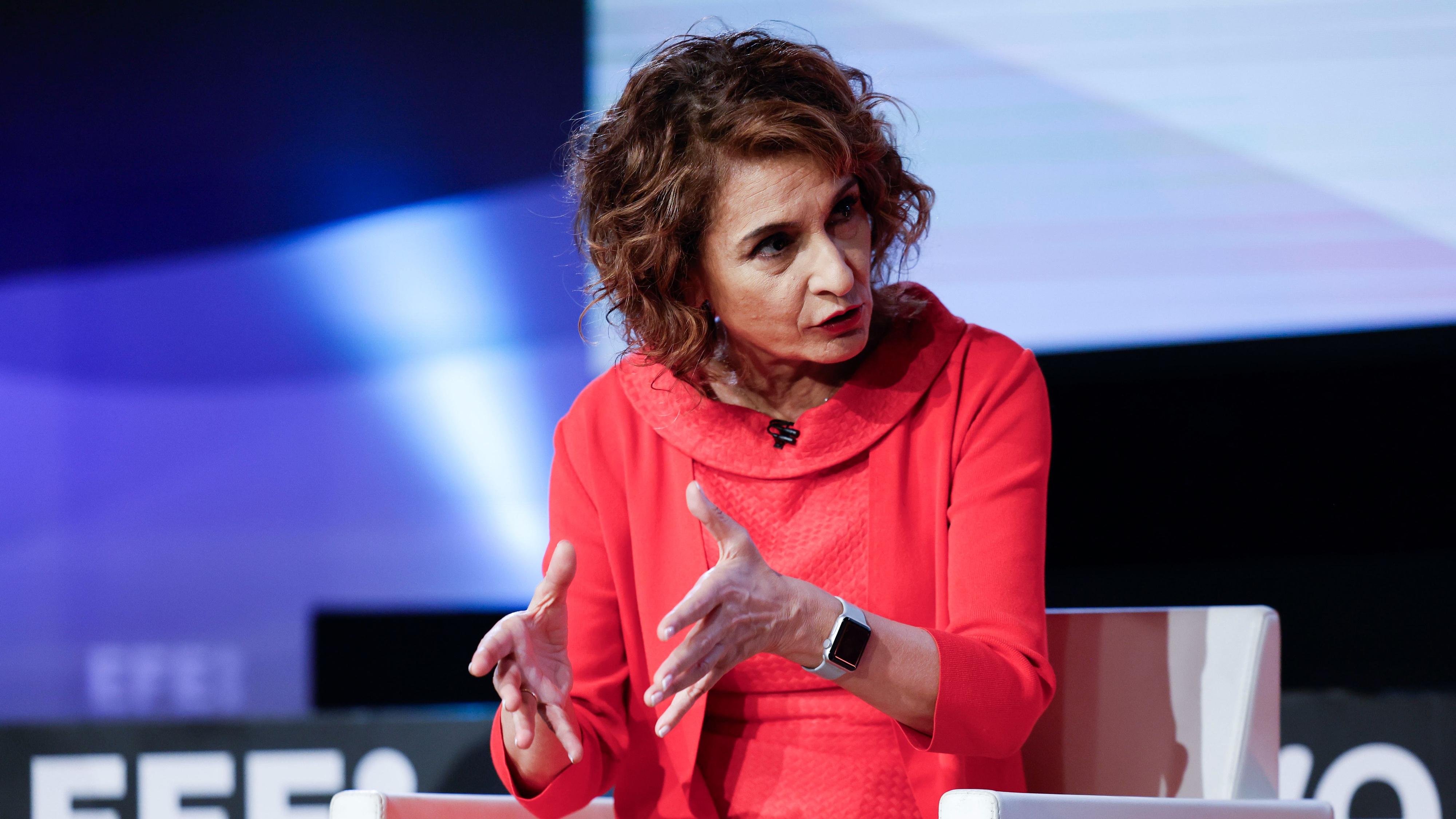 El govern espanyol ajorna els pressupostos per aprovar el decret anticrisi