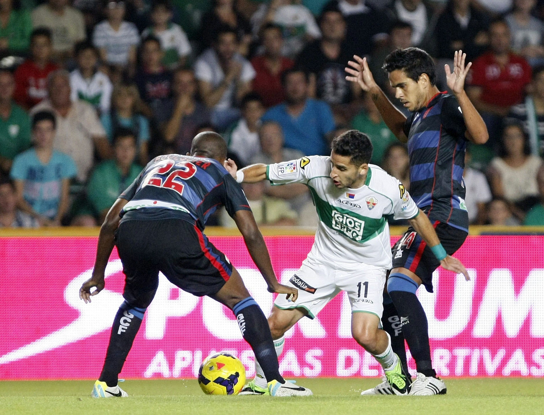 Liga Elche 0 1 Granada El Granada Se Impuso Con Un Gol De Iturra A Un Elche Espeso 2915