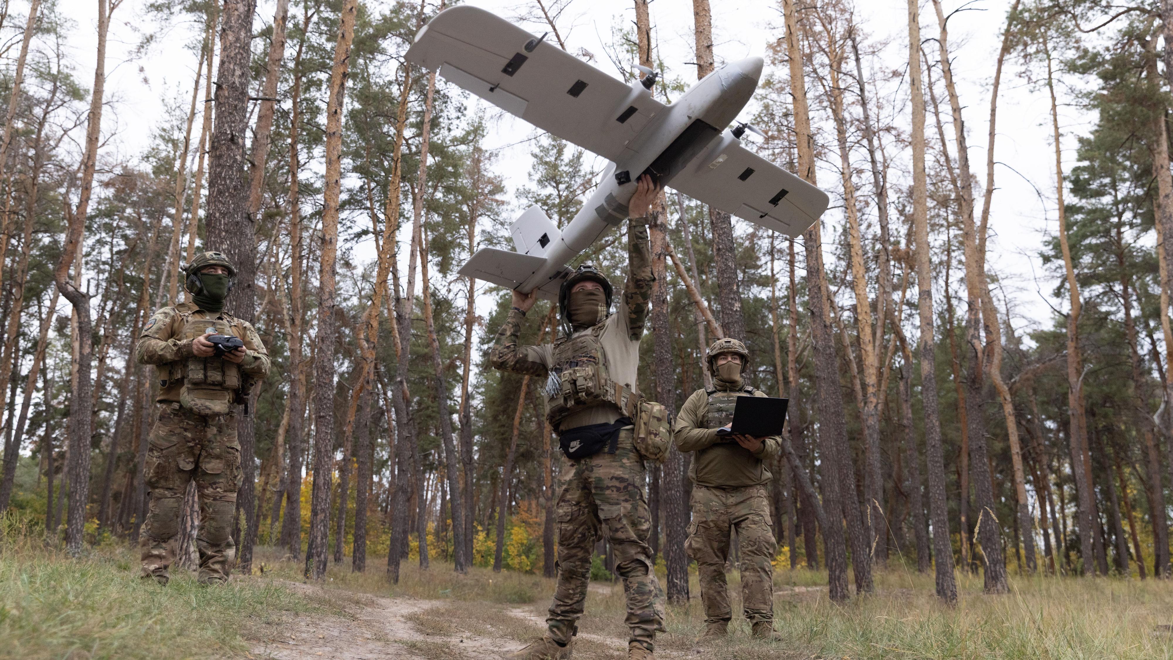 Guerra Ucrania - Rusia en directo | Un ataque ruso con cientos de drones y misiles deja diez heridos en Ucrania