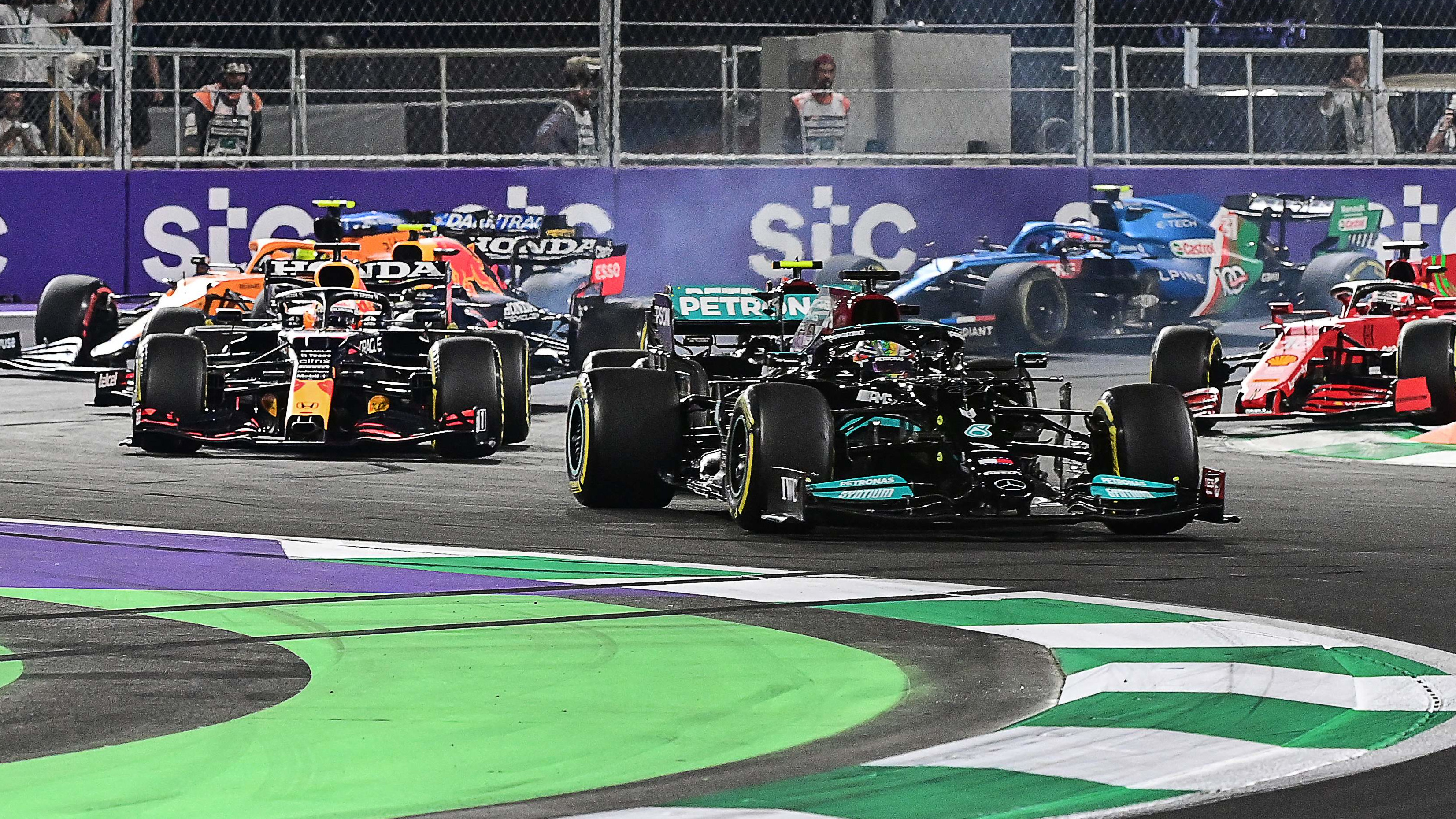 F1 2022: Max Verstappen gana el GP de Arabia Saudí de F1