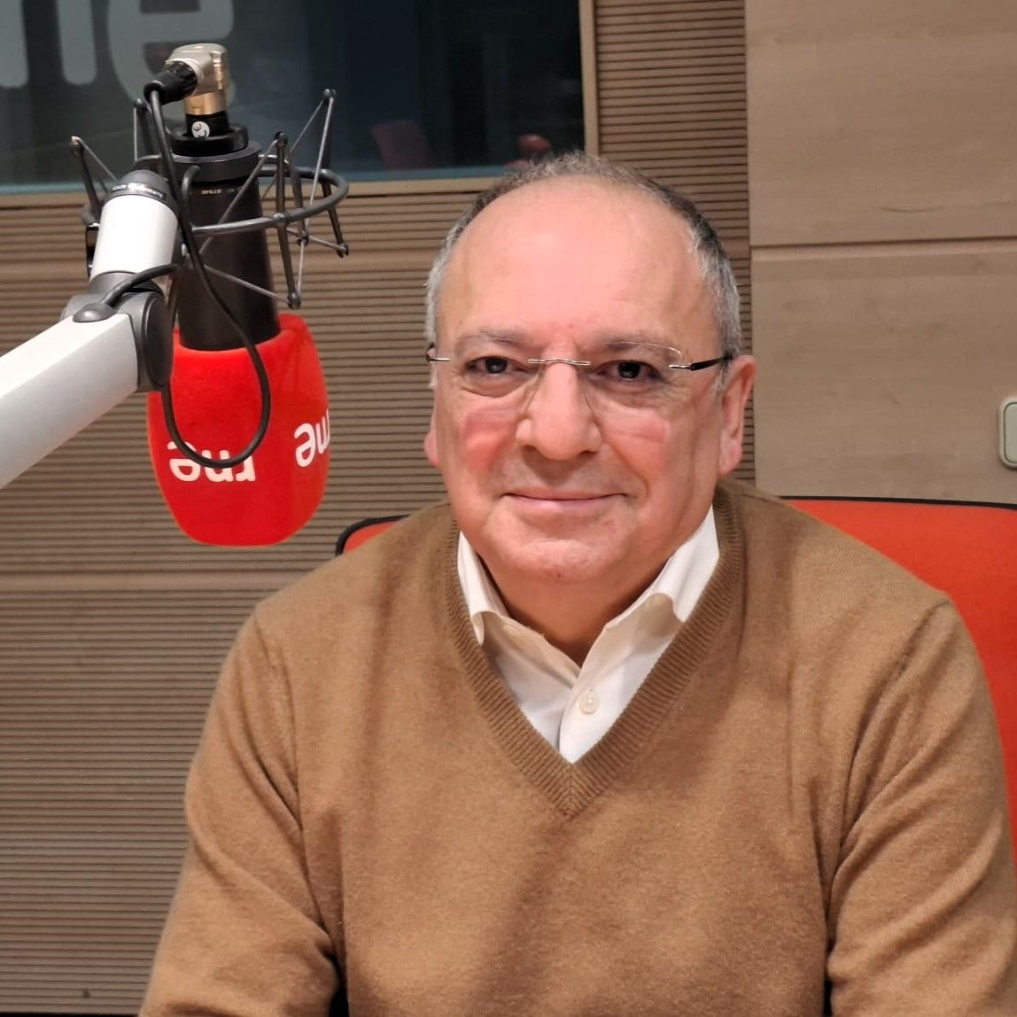 A hombros de gigantes - El espíritu navideño y la neurociencia - 28/12/2025