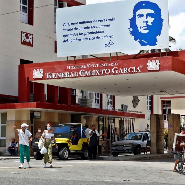 Hora América en Radio 5 - Dar a luz en la Cuba entre apagones constantes - 31/06/25