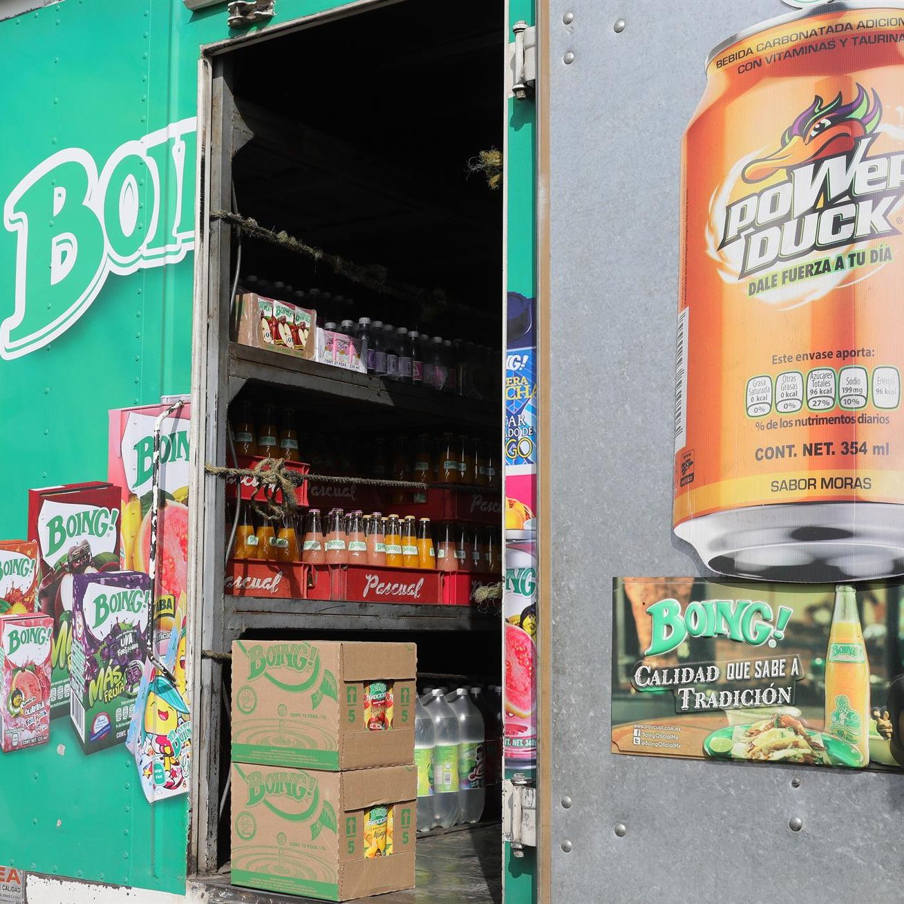 Hora América en Radio 5 - La presidenta de México aumenta el precio de las bebidas azucaradas - 27/12/25