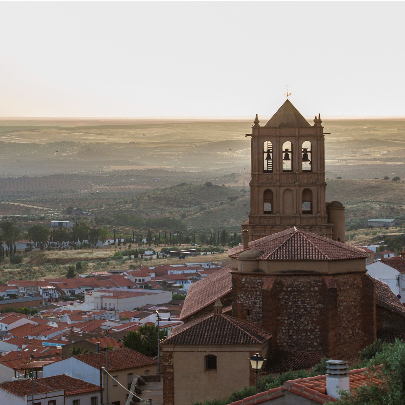 En clave Turismo - Hornachos: historia, naturaleza, senderismo y mucho más episode artwork
