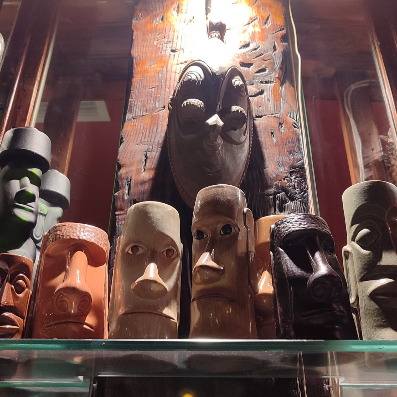 Hoy empieza todo: Reservado el derecho de admisión: Tiki Volcano