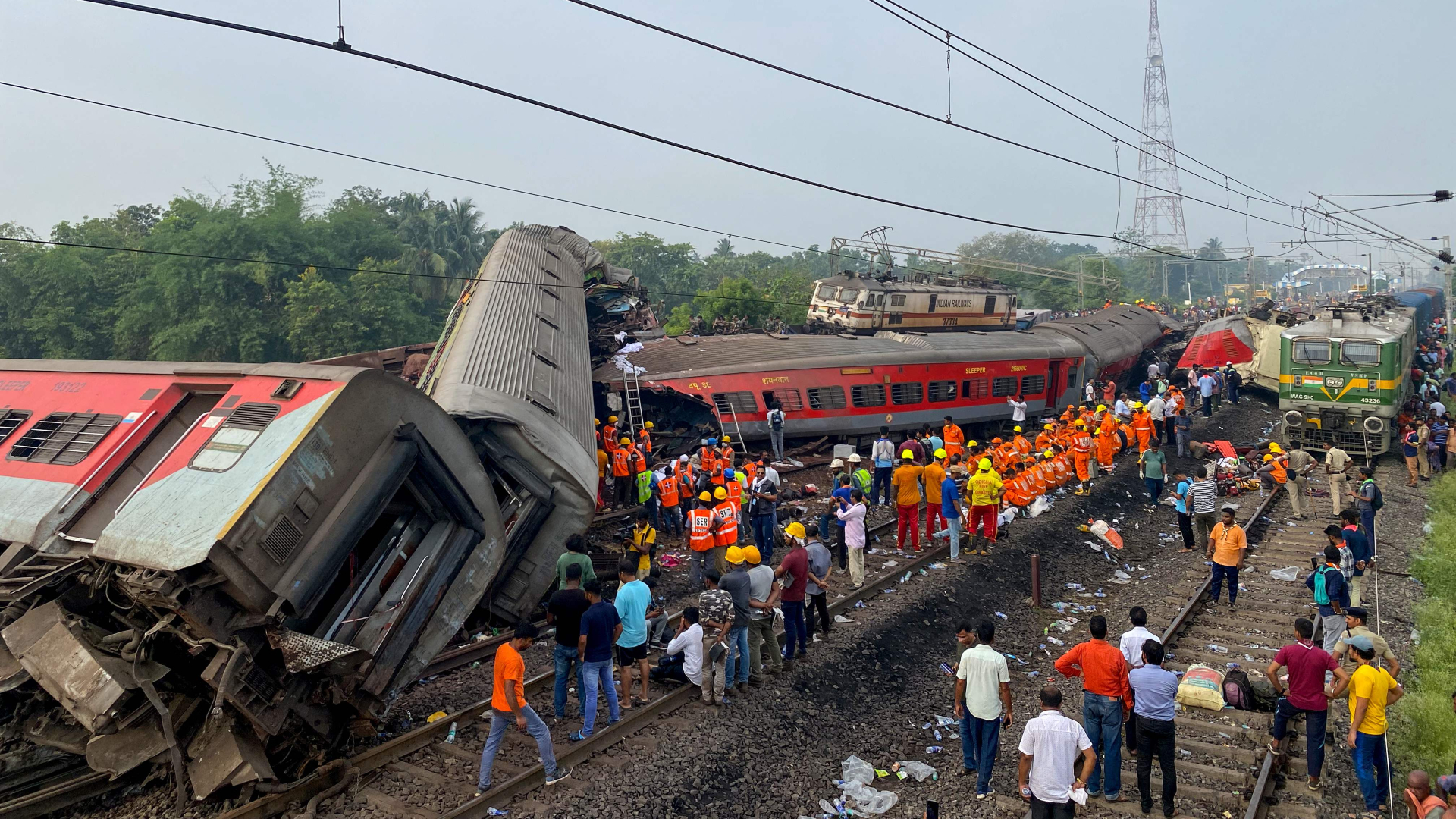 Trenes que 2024 chocan de juguete