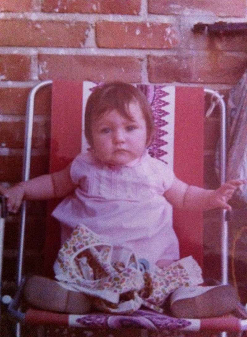 Inés en su infancia Inés en su infancia