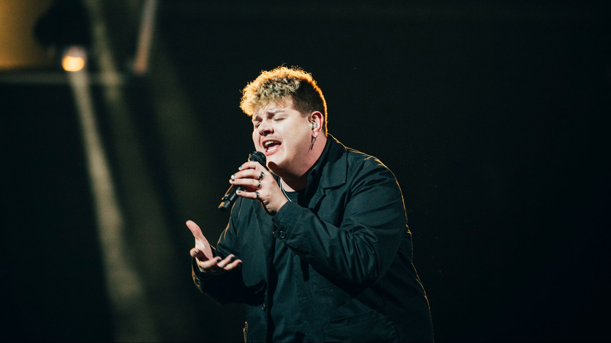 ISAAK representa a Alemania en Eurovisión 2024 con la canción "Always On The Run" ISAAK representa a Alemania en Eurovisión 2024 con la canción "Always On The Run"