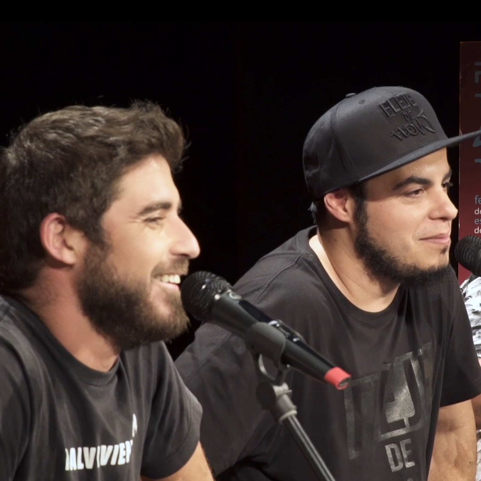 Jirafas, el podcast - Escucha ya el podcast de Jirafas con David Suárez y Enrique Lojo