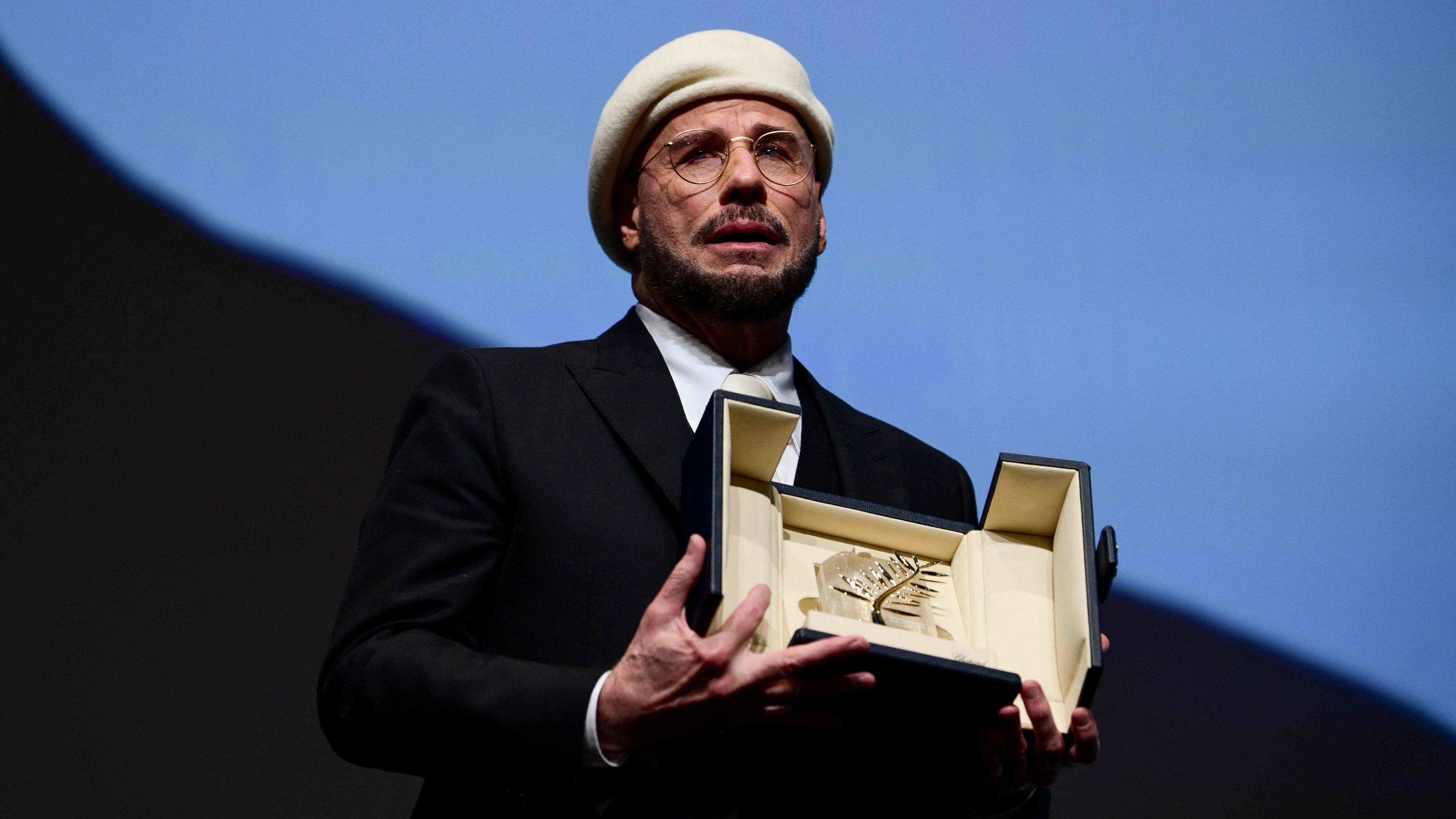 John Travolta Recibe Por Sorpresa La Palma De Oro De Honor En Cannes john-travolta-recibe-por-sorpresa-la-palma-de-oro-de-honor-en-cannes