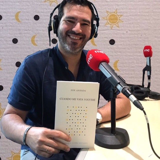 Entre dos luces - Jon Andión: "Para salvarme me enganché a la capacidad de asombro" - 03/07/25