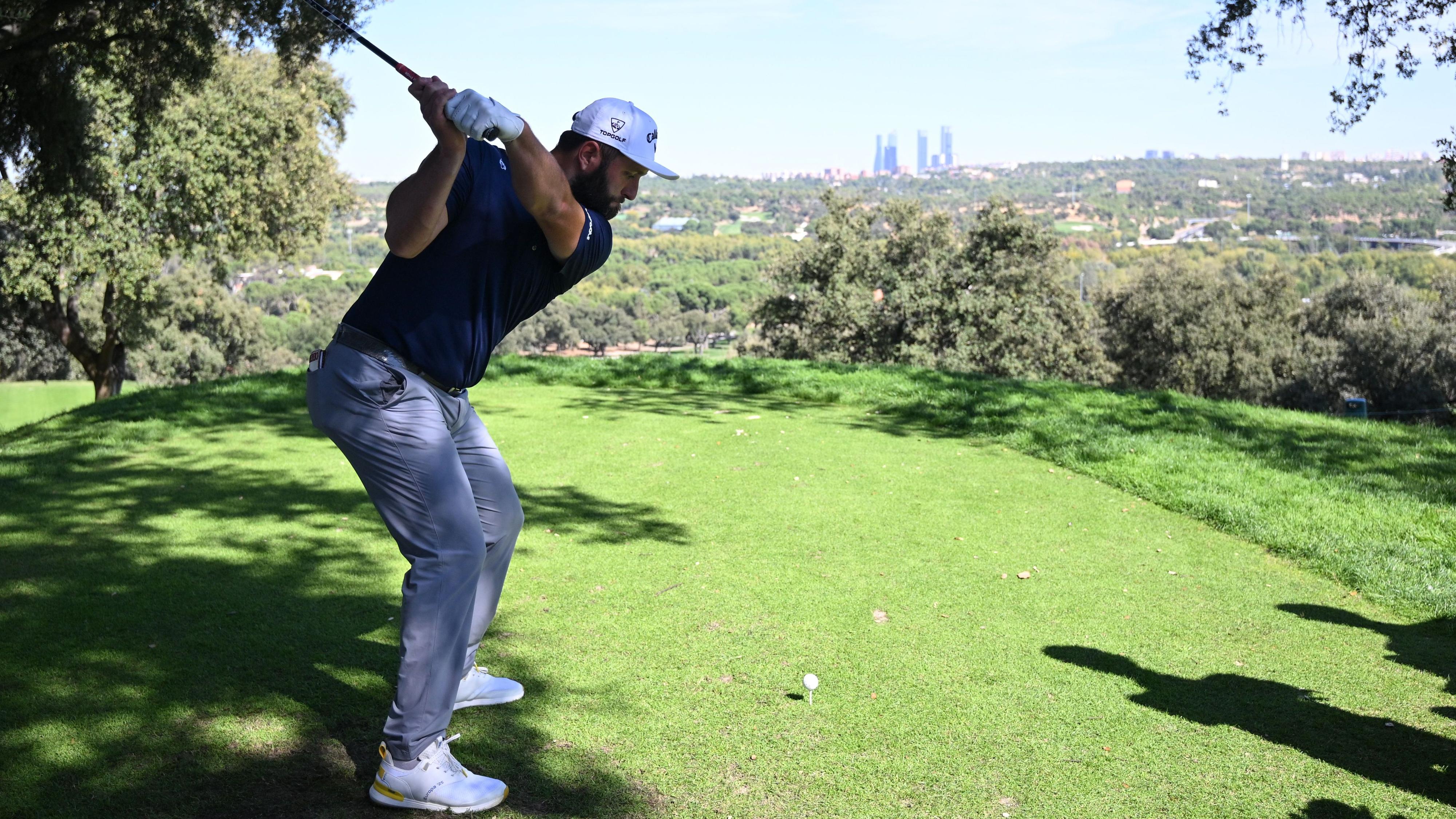 De la admiración a la leyenda: Jon Rahm, a un paso de superar a Seve Ballesteros en el Open de España