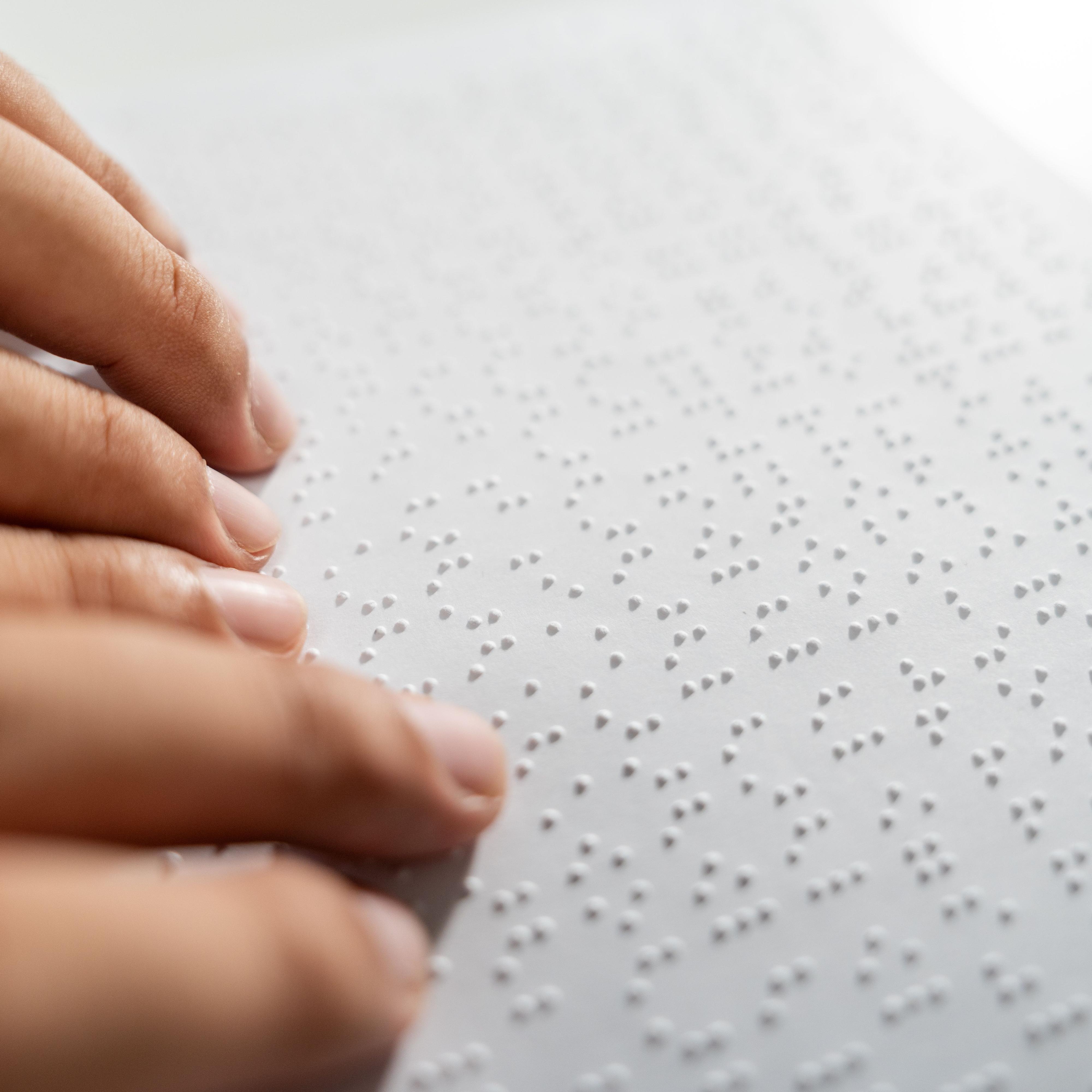 Para que veas - Una joven gallega provoca que la RAE admita que “leer” braille, también es leer - 20/07/26 episode artwork