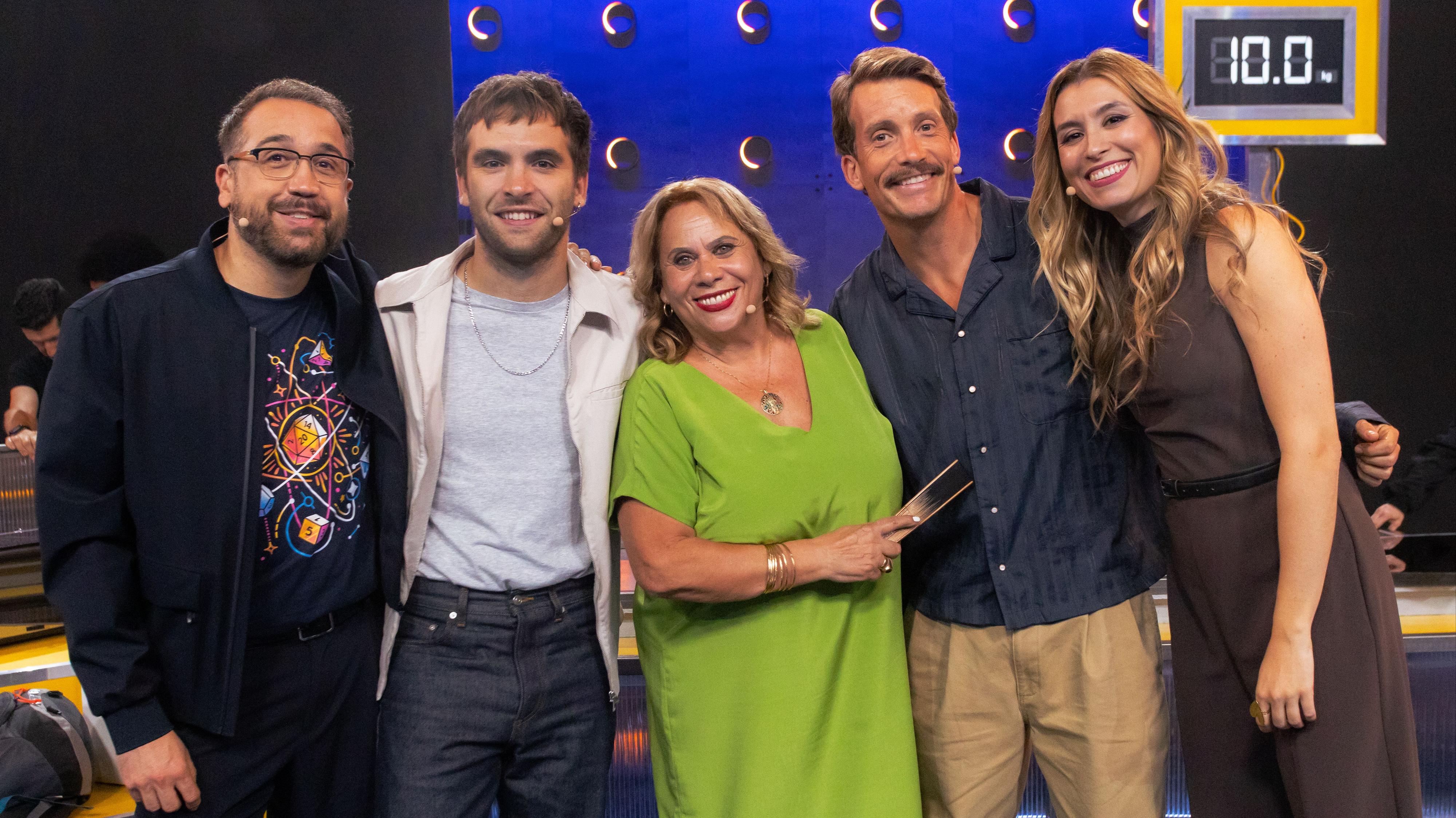 Fútbol americano, caldo y 'fiesta de la precisión': así ha sido el último programa de 'Cuánto, cuánto, cuánto'