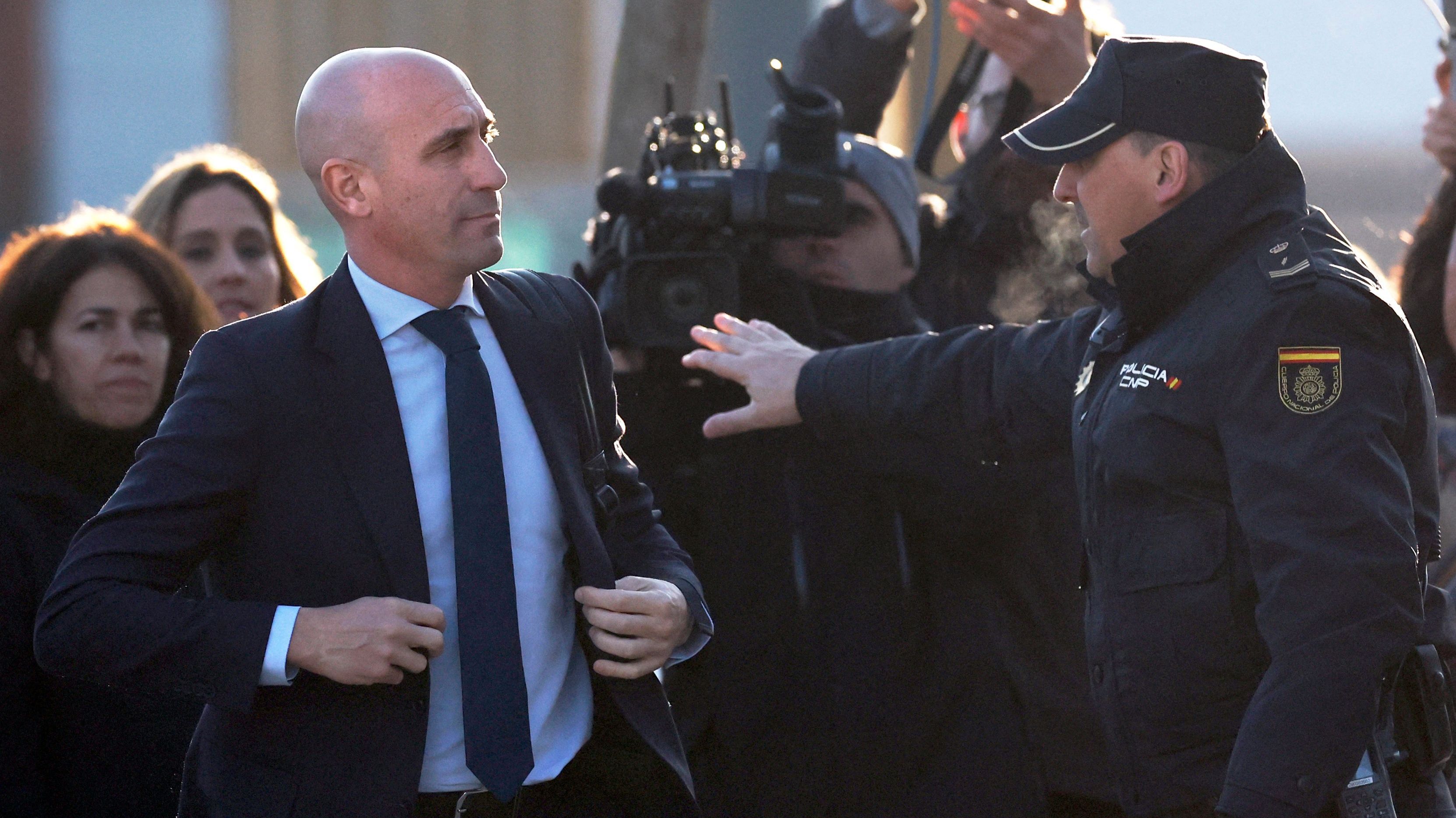 Juicio a Rubiales | El expresidente de la RFEF declara por el beso a ...