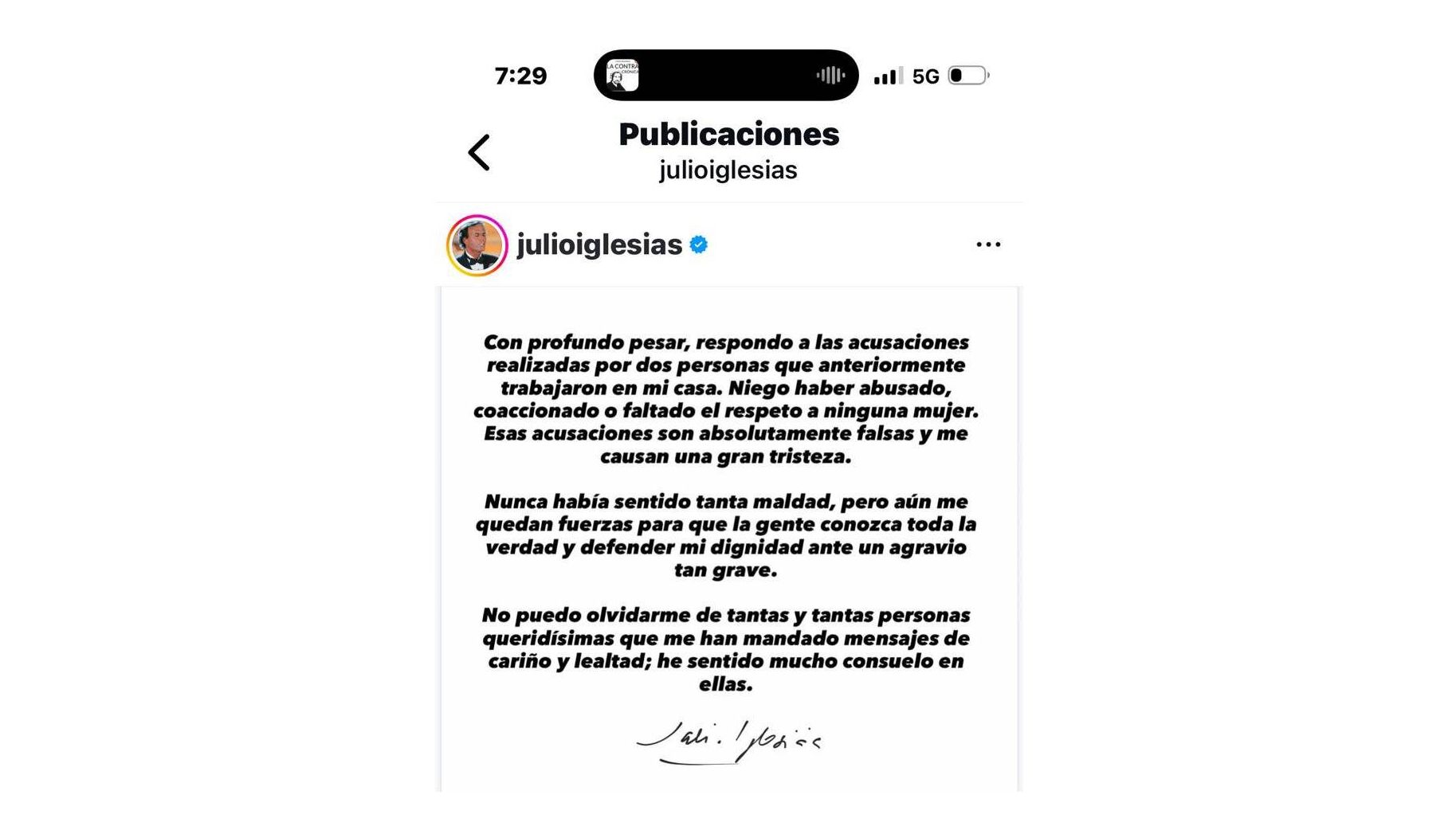 Julio Iglesias niega las acusaciones de abusos sexuales