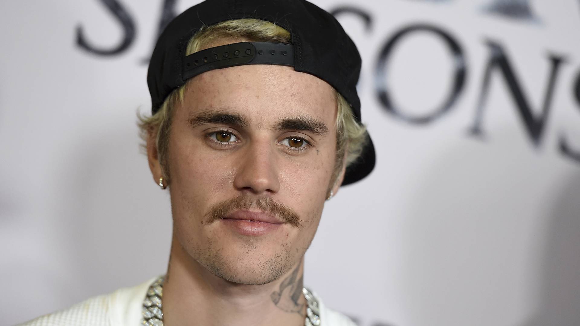 Justin Bieber bate un récord histórico gracias a sus fans