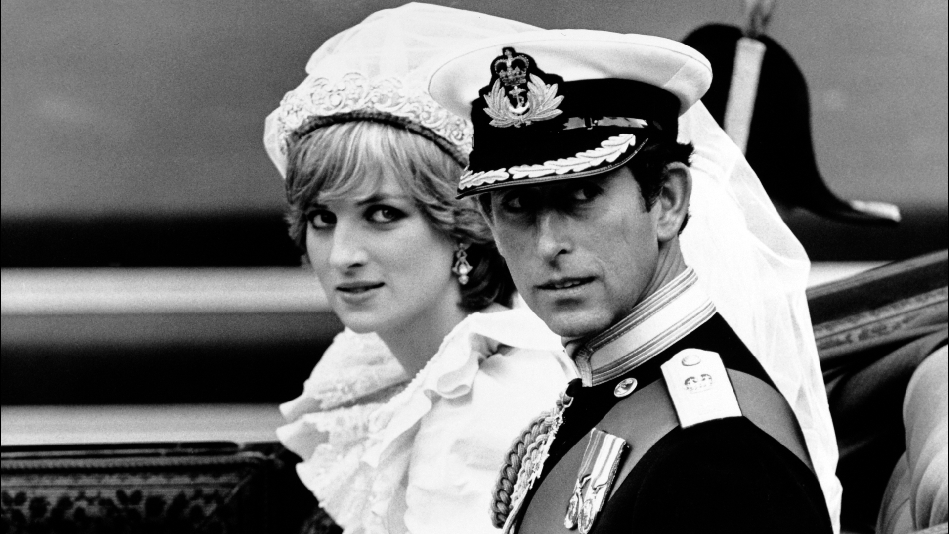 Lady Di y el príncipe Carlos: 40 años de la boda de los excesos
