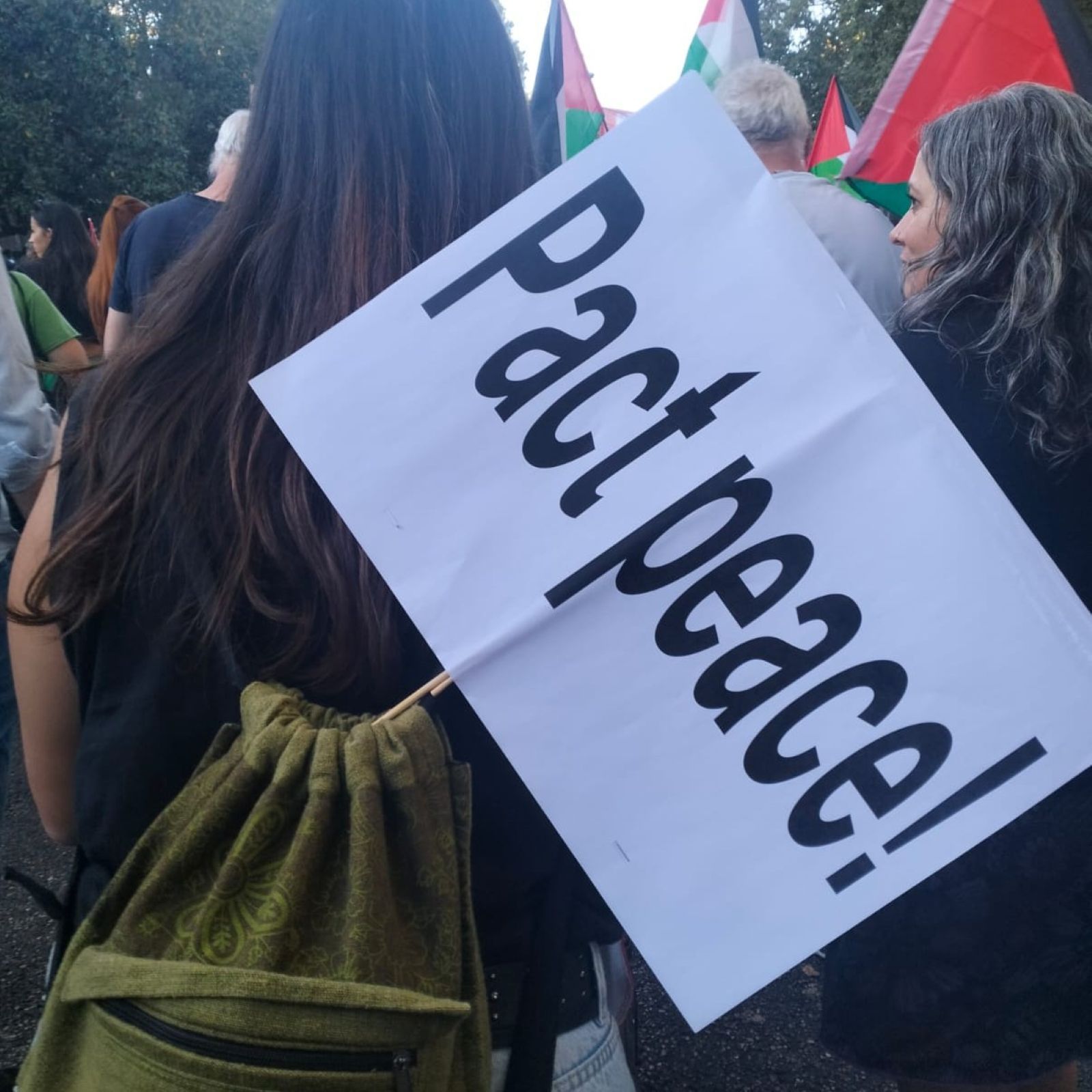 El bosque habitado - L@s doblemente desarmad@s. Por la Paz - 05/10/25