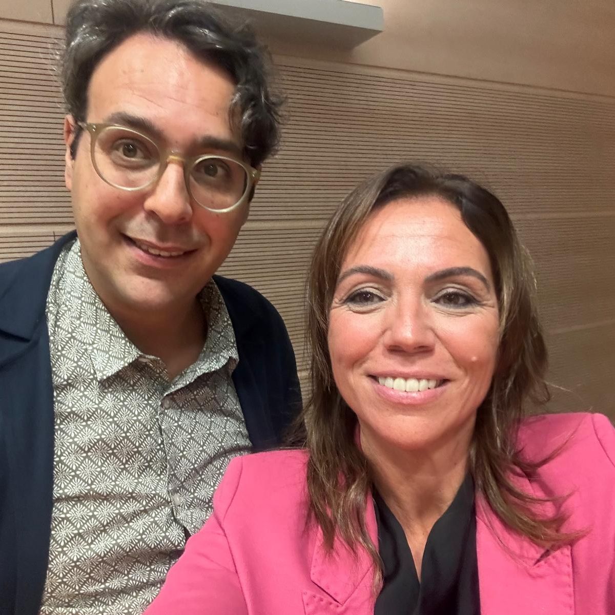 Libros de arena - Mohamed El Morabet y 'Ecos en la nieve' Libros de arena - Mohamed El Morabet y 'Ecos en la nieve'