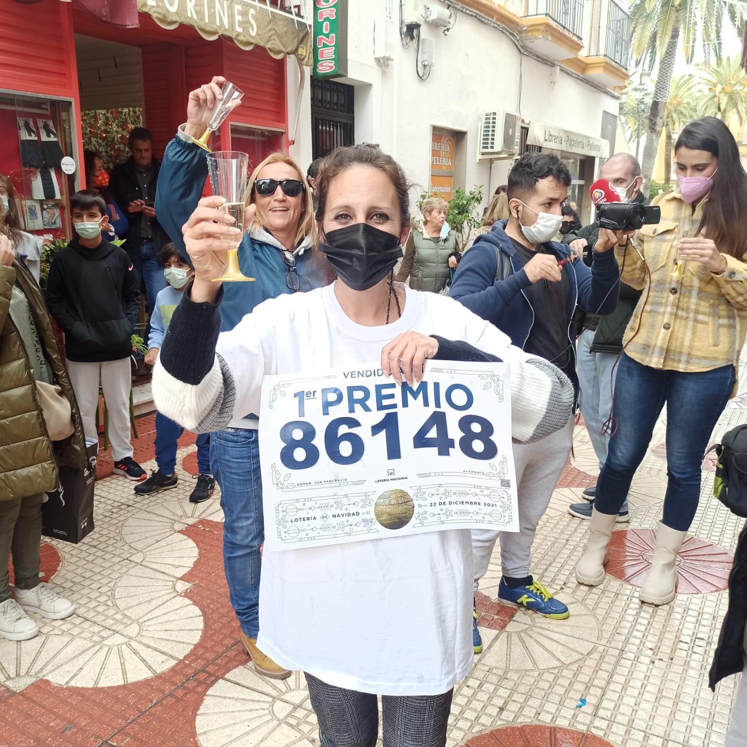 Las mañanas de RNE con Pepa Fernández - Diez décimos del Gordo en Ayamonte episode artwork