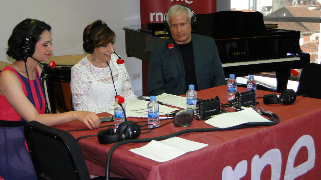 Mamen Asencio con Rubén Cova y María Guerrero.