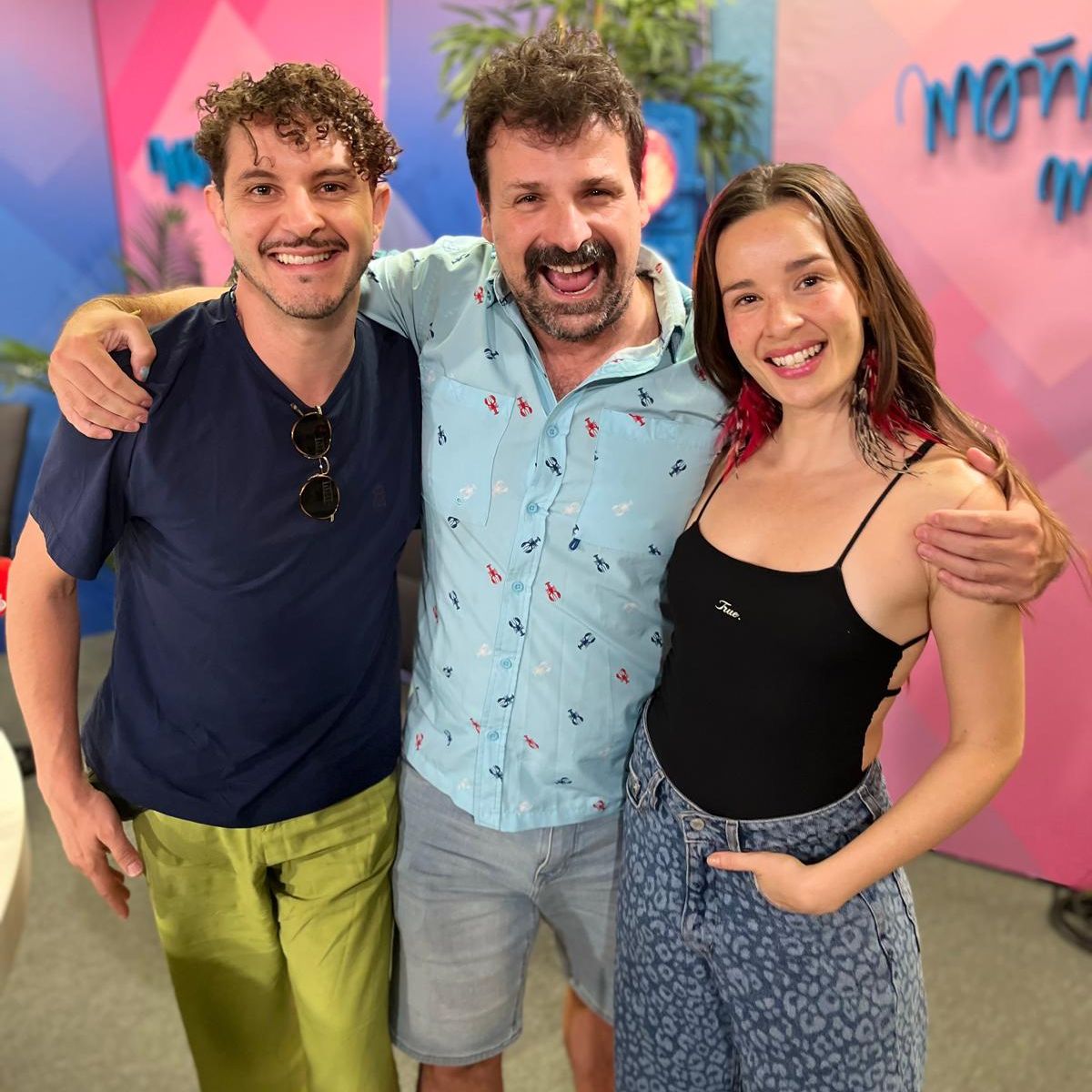 Mañana más - Instrucciones para ser feliz, con Monsieur Periné episode artwork