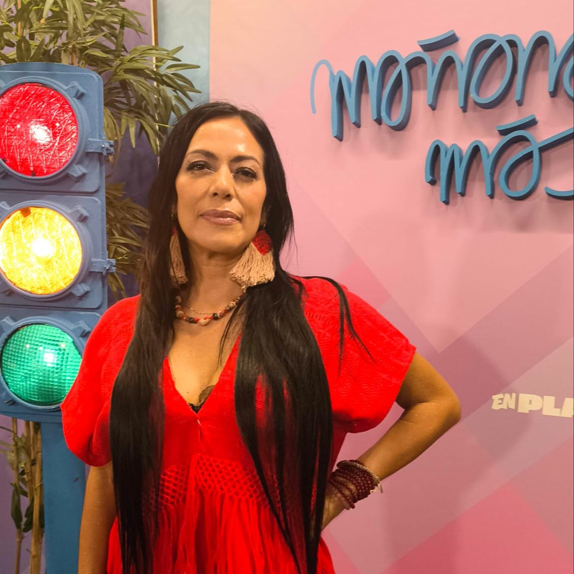 Mañana más - Lila Downs y el álbum más amoroso de su carrera episode artwork