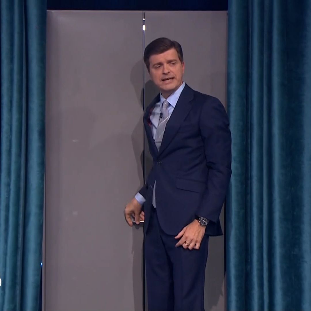 Marc Giró torna a l'armari Marc Giró torna a l'armari