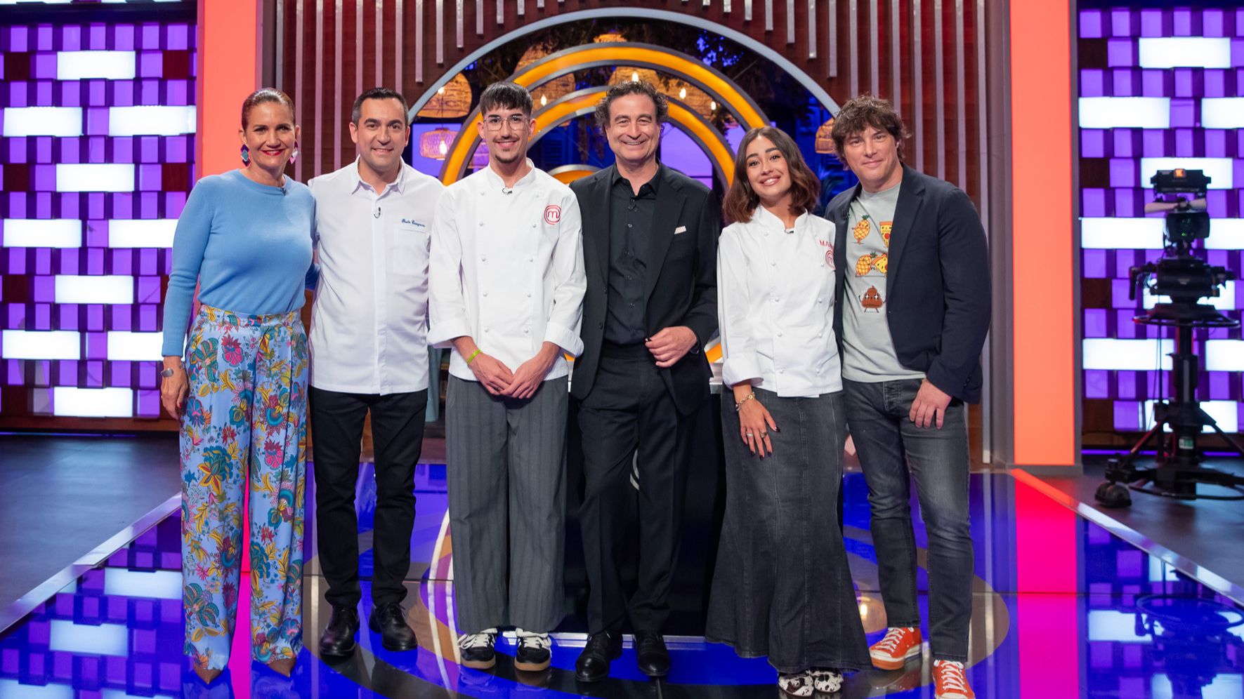 Marina Rivers visita a los aspirantes de ‘MasterChef Celebrity 10’