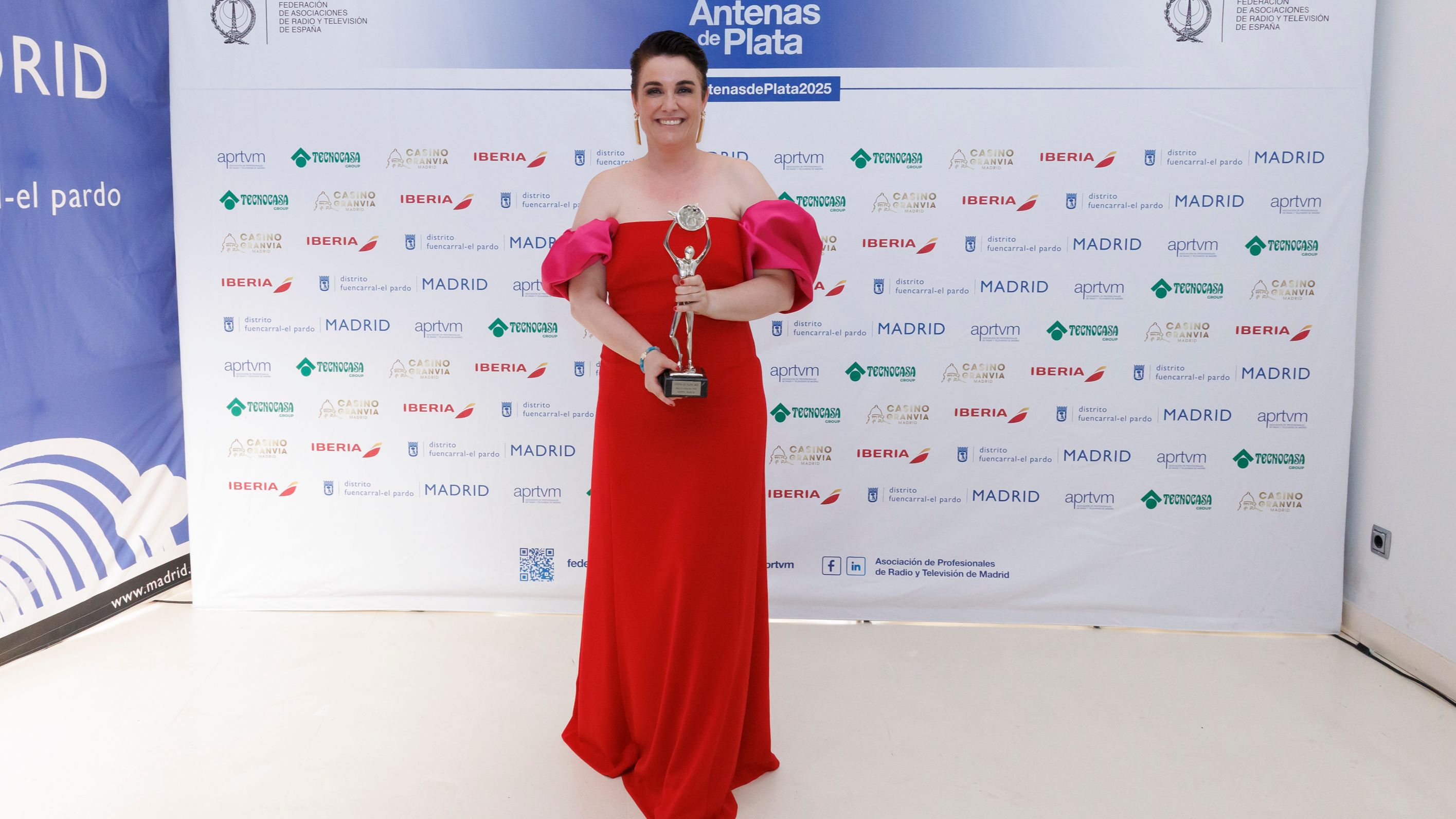 Los periodistas de RTVE Paco Arjona y Marta Solano, Antenas de Plata 2025