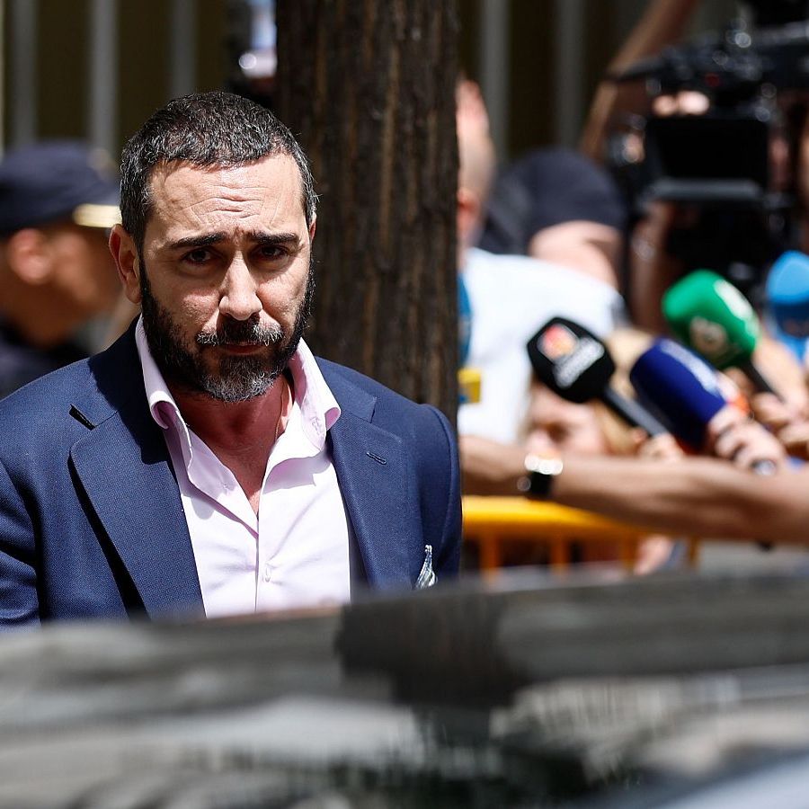 Más cerca - ¿Por qué Víctor de Aldama, condenado por el caso Mascarillas, no ingresa en prisión? episode artwork