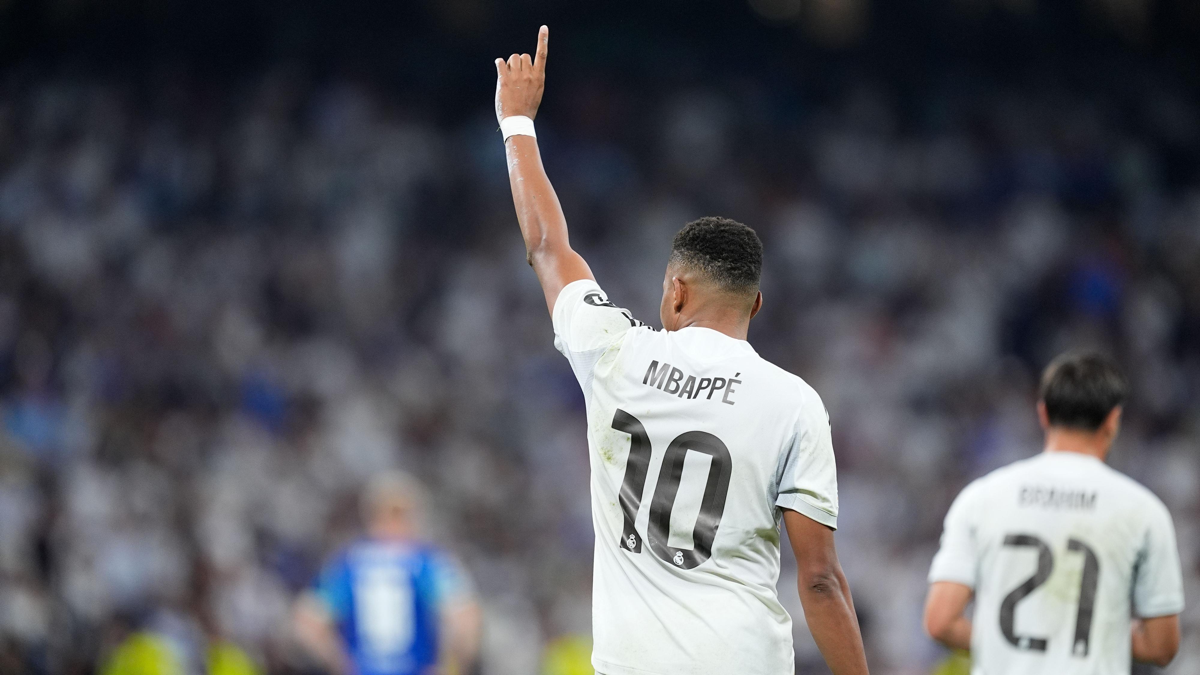 Mbappé, el palo que aguanta la vela blanca