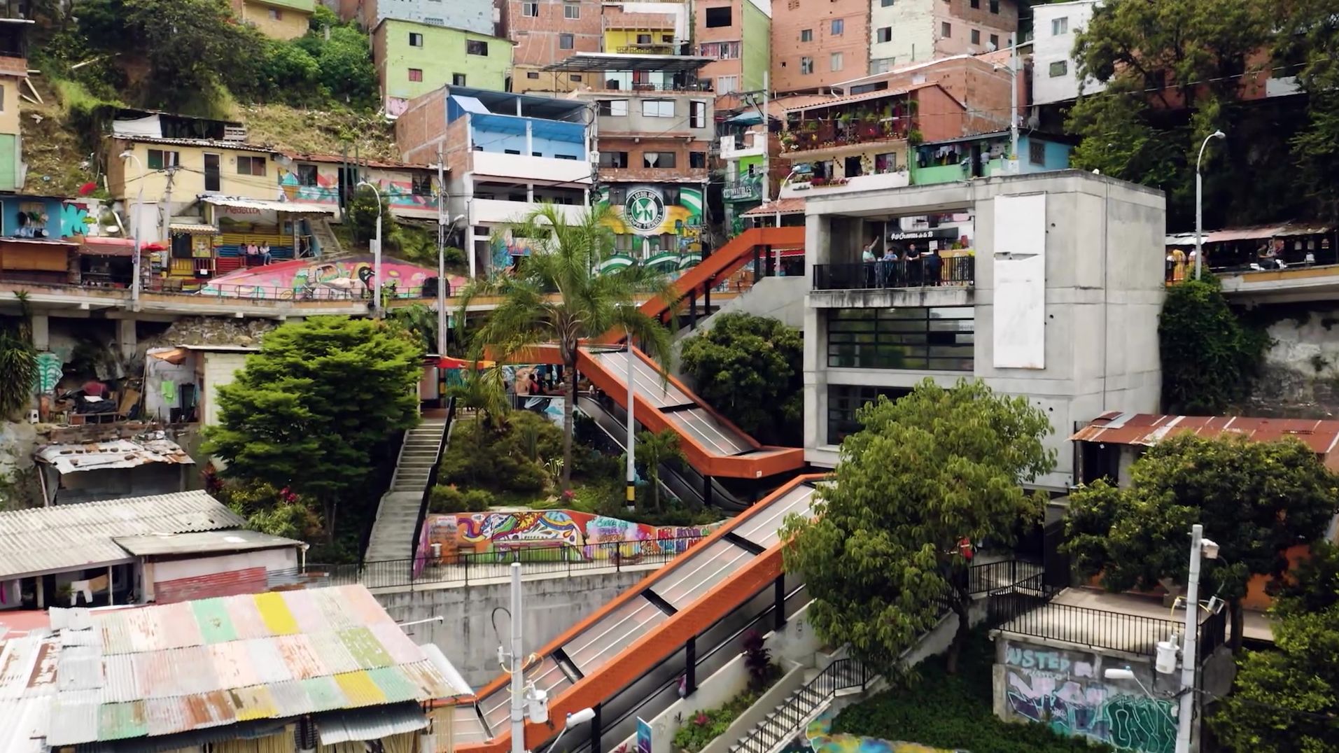 Les sommets viraux de Medellín dans « Le tour du monde en 80 Likes »