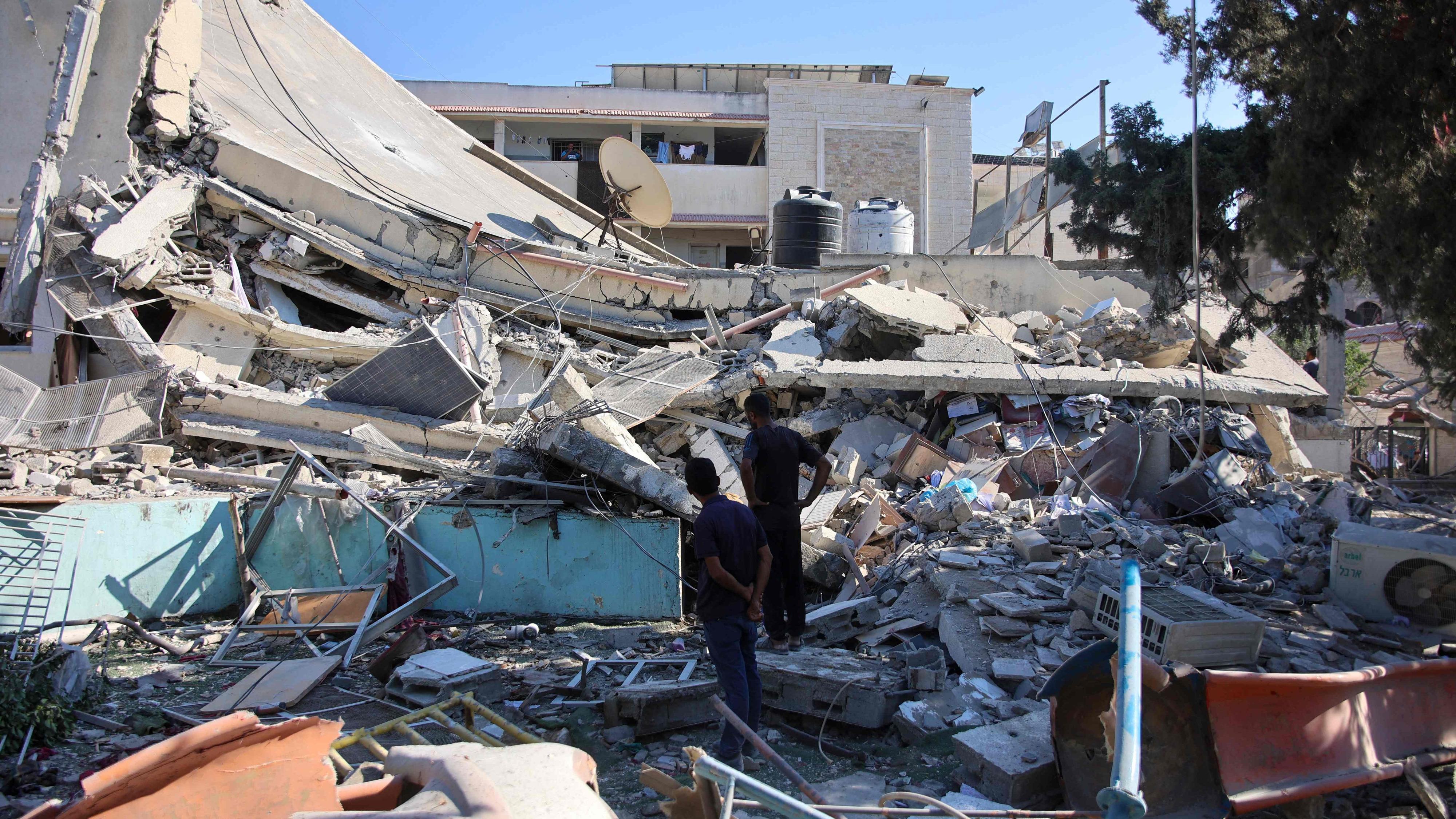 Al menos 12 muertos en un bombardeo israelí en Ciudad de Gaza
