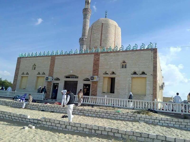 La mezquita de Al Rauda, poco después del ataque terrorista