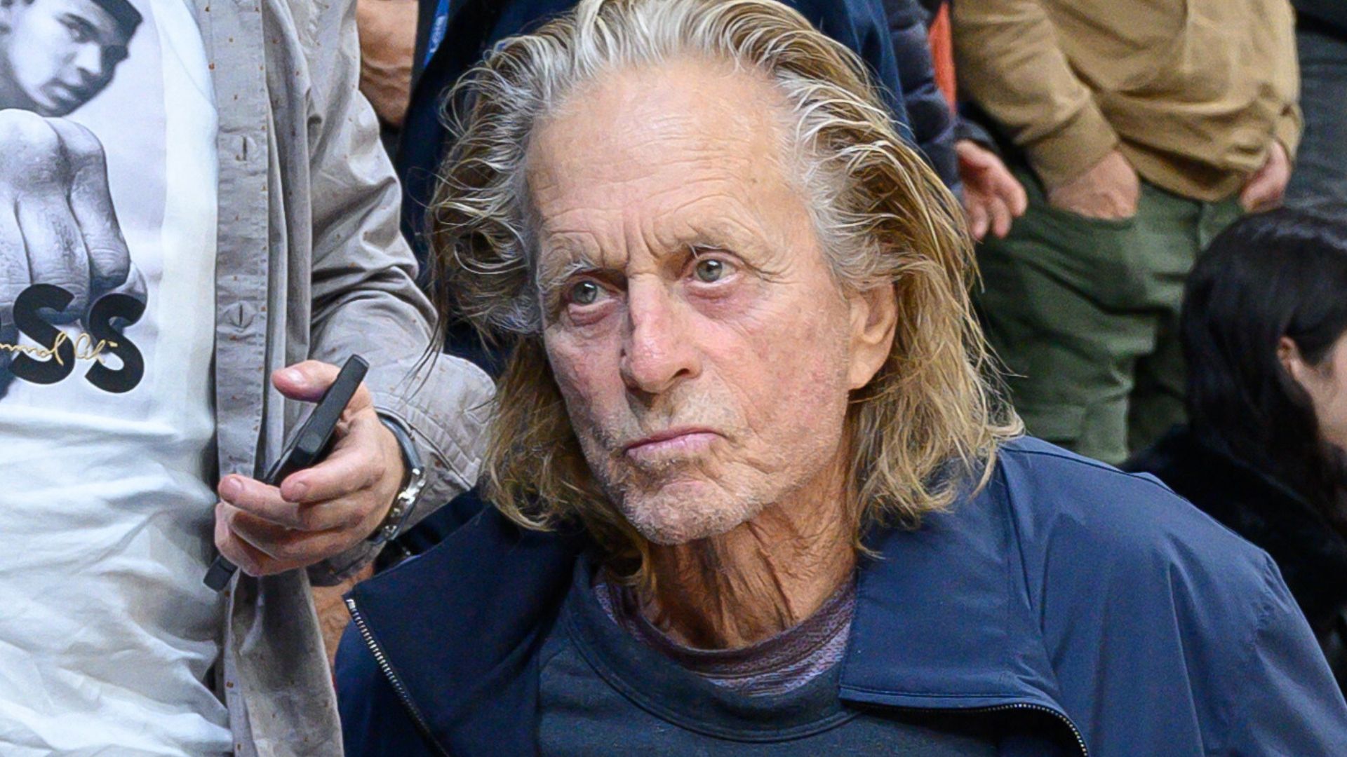 Michael Douglas reaparece irreconocible con este cambio físico