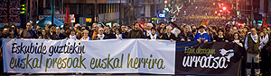 Miles de personas se manifiestan en Bilbao | RTVE.es
