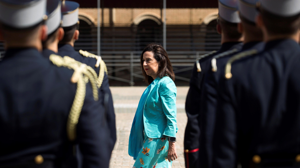 La ministra de defensa explicará en el senado 